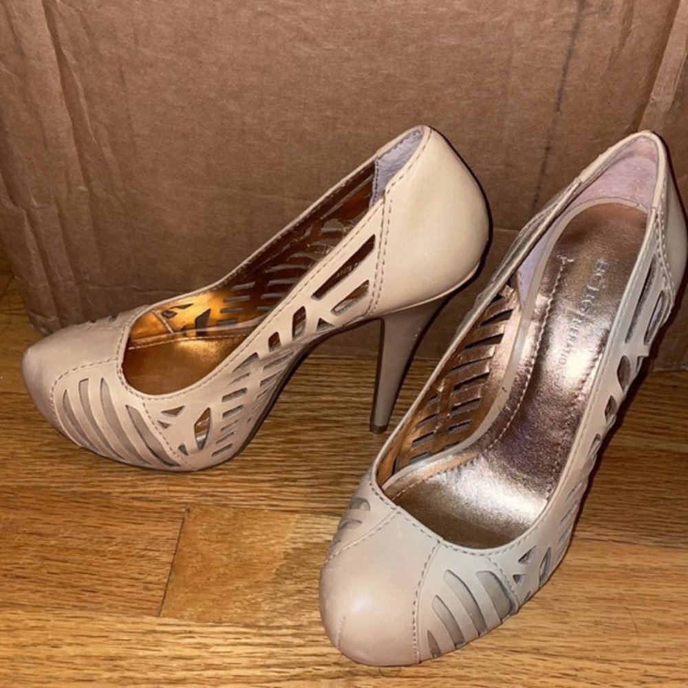 BCBGeneration Elba Cut Out Platform Pumps - Picture 5 of 7